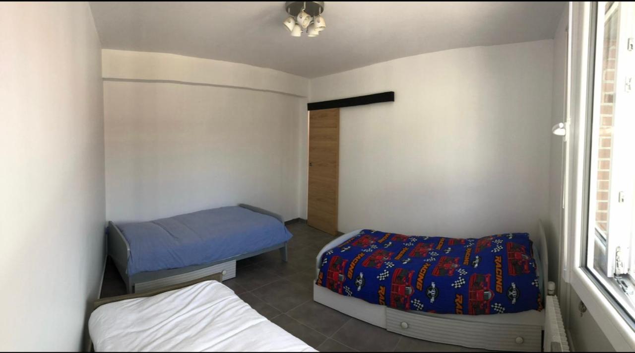 Bel Appartement Cosy Tres Calme Avec Parking Prive Templemars ภายนอก รูปภาพ